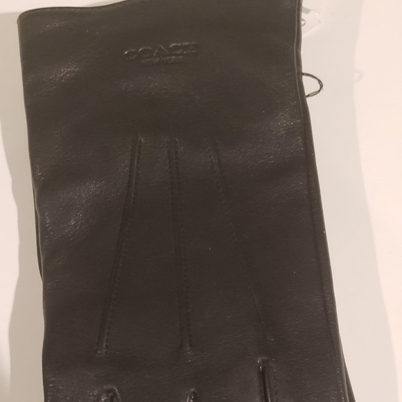 NWT: Coach Men's Basic Black Leather Tech Gloves Size Medium and Large - Picture 5 of 8